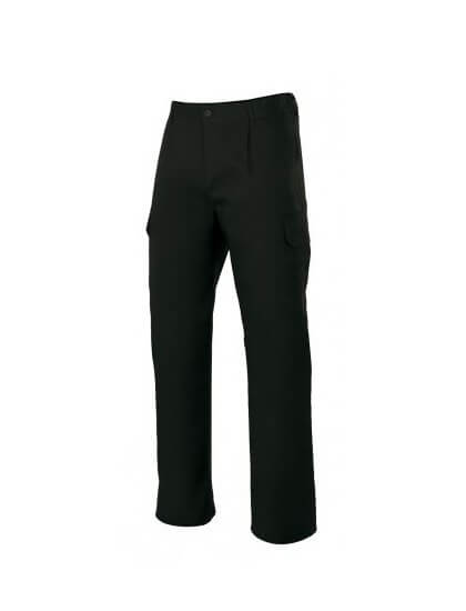 Pantalón industrial multibolsillos con botón y cremallera en color negro.